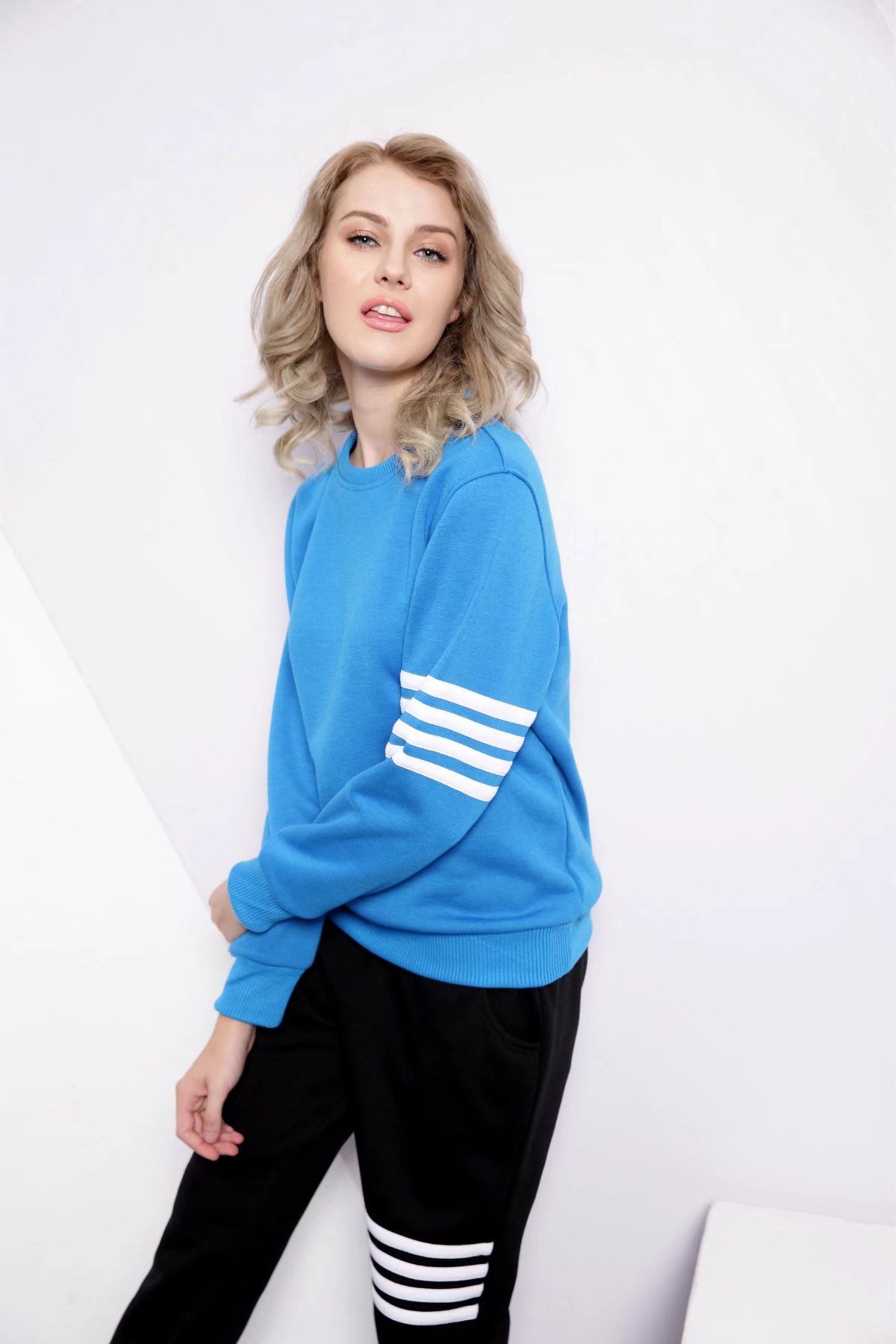 时尚圆领长袖班服（耀眼时尚）