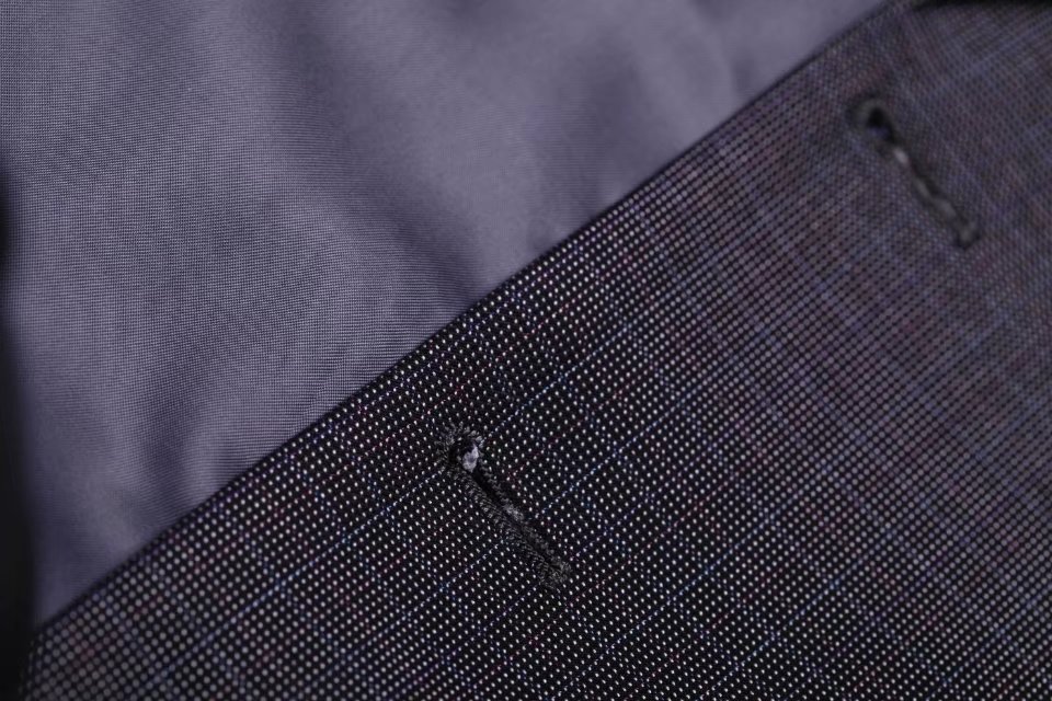 8825灰色西服外套细节图(24BF)