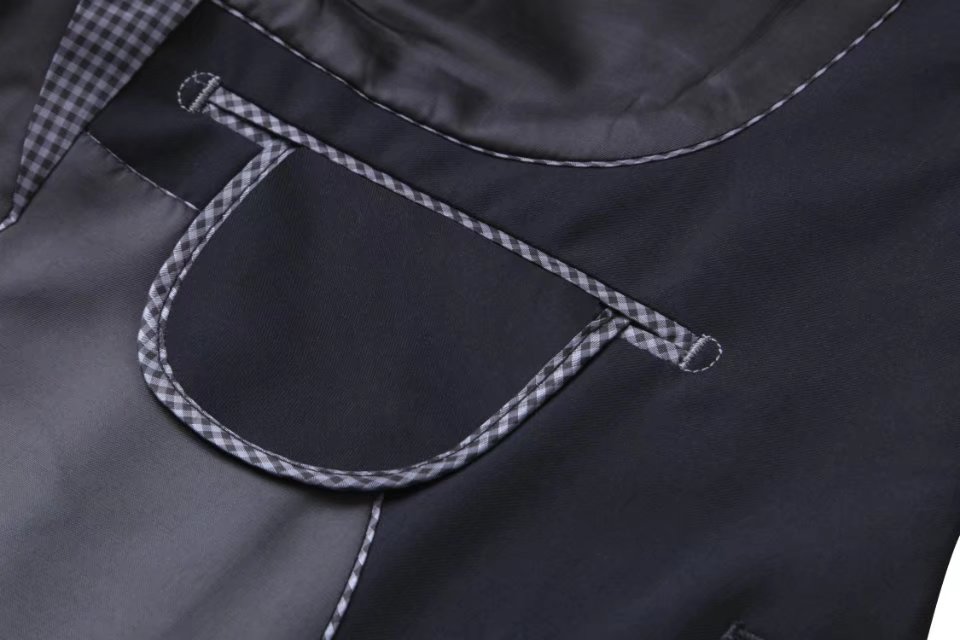 122#高档藏蓝细斜纹西服 细节图(6A1F)