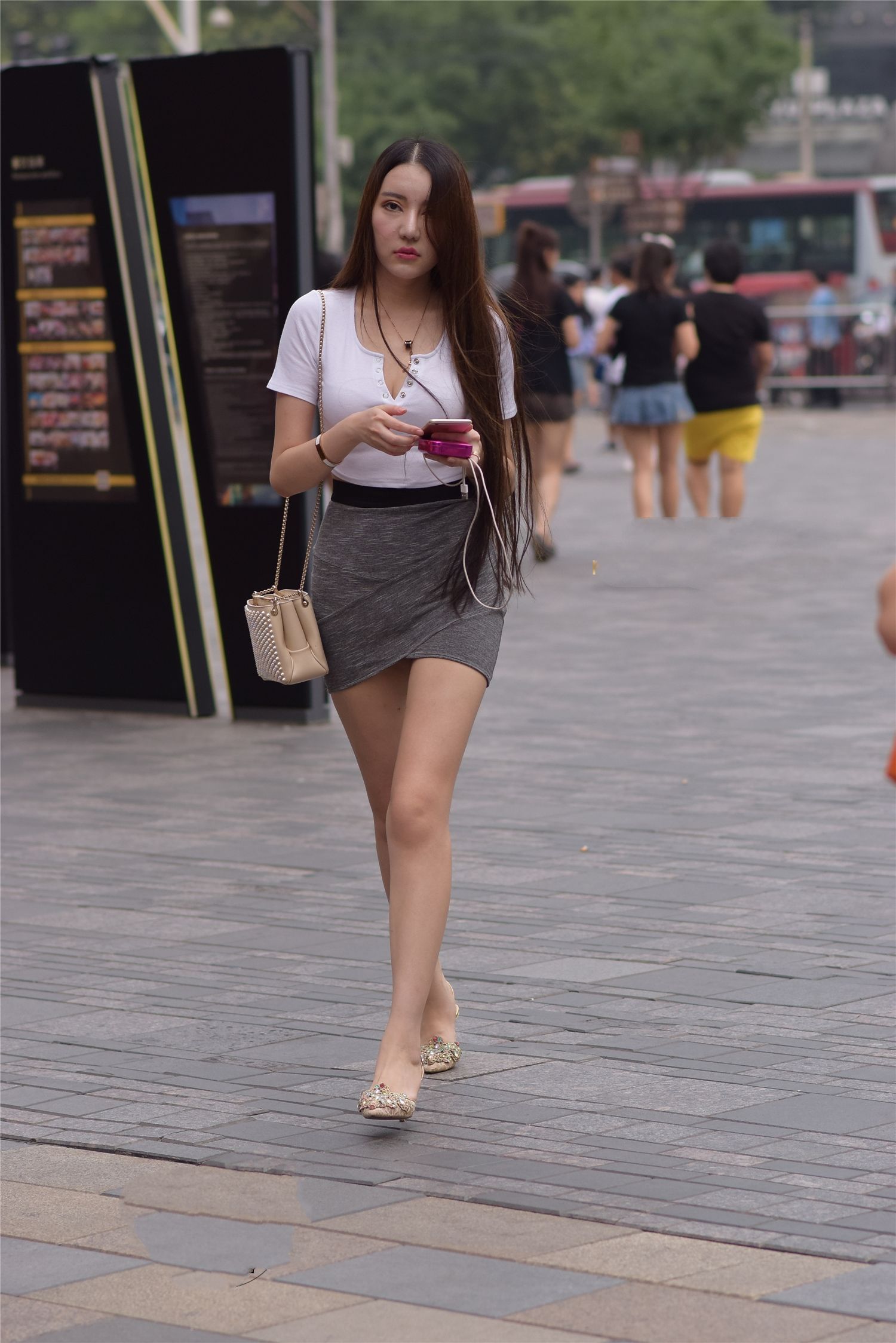 181339mwh789gwiiizezv0