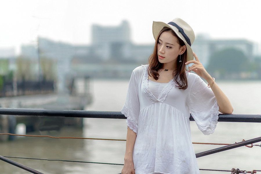 27016666_1473911093453_mthumb